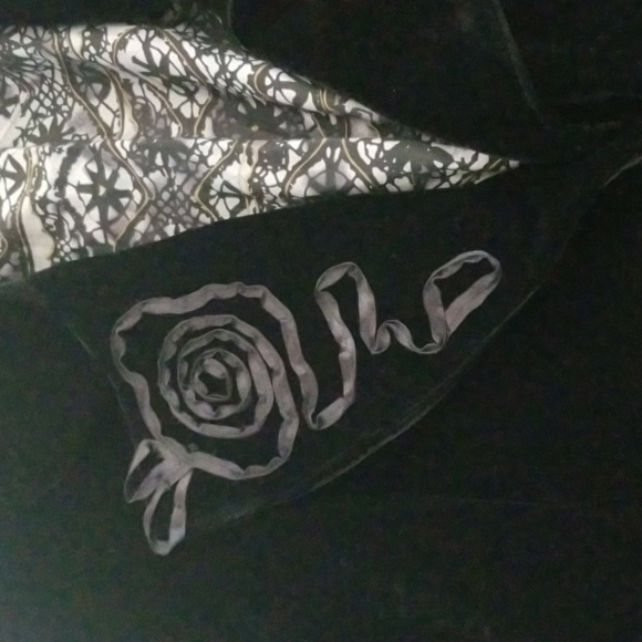 (16) Lynn Ritchie ā¤Black Velvet Blazerā¤Rose Ribbon Details ⤠Night Out Office - Picture 4 of 8